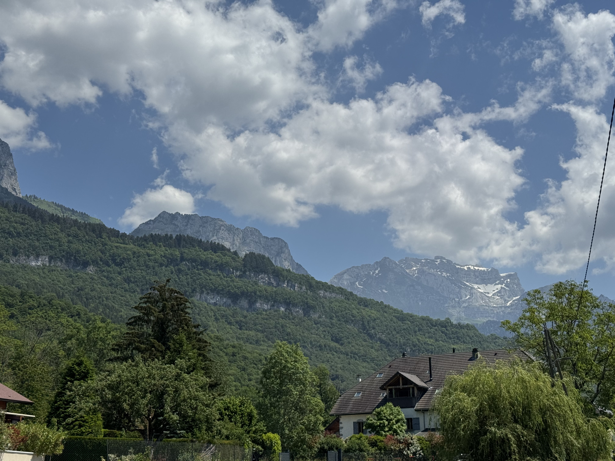 Rive est : terrain à bâtir
