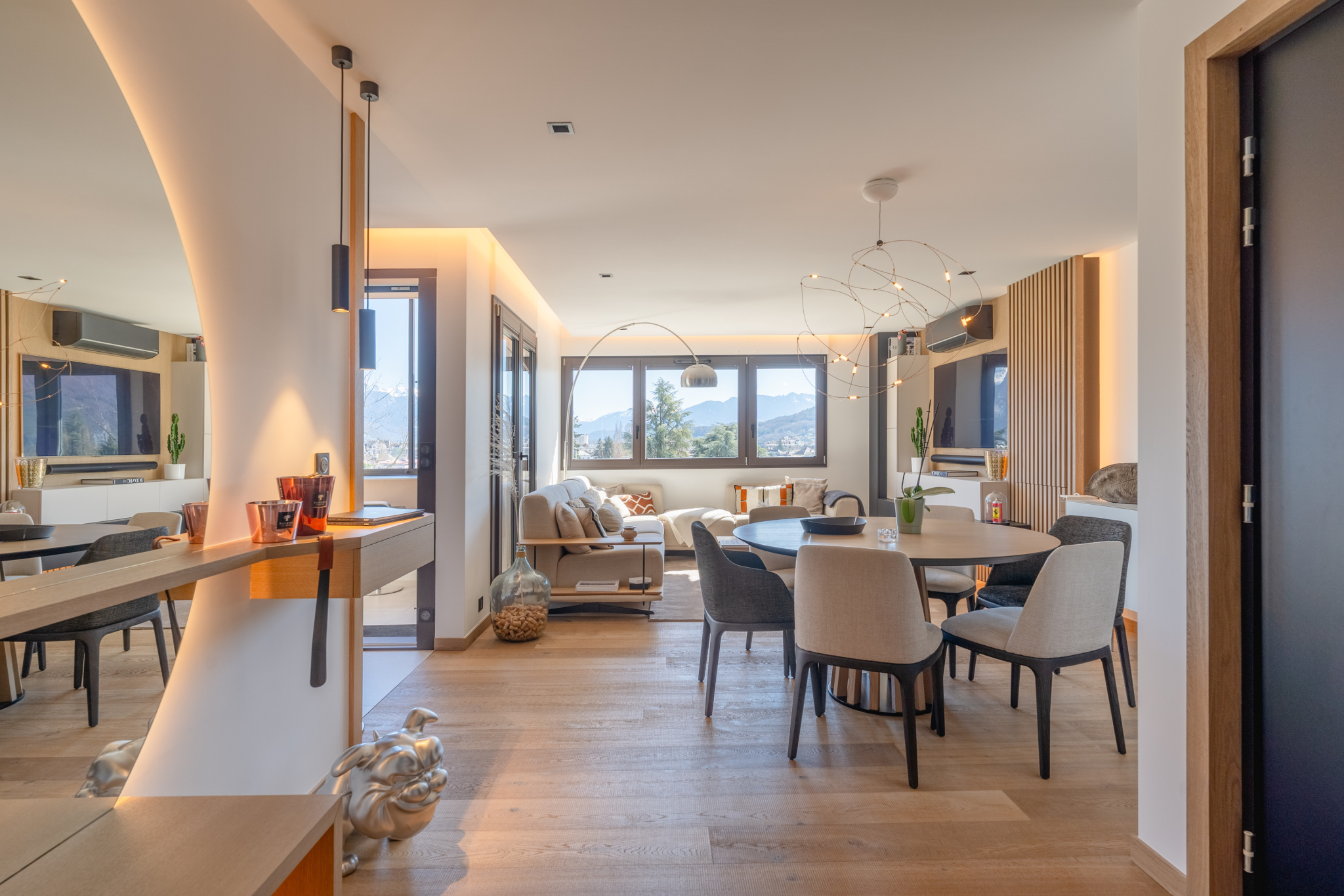 photo_1ee5461f08a8e71d68acae538cc9e4c5-24653-1.jpg Annecy – splendide appartement